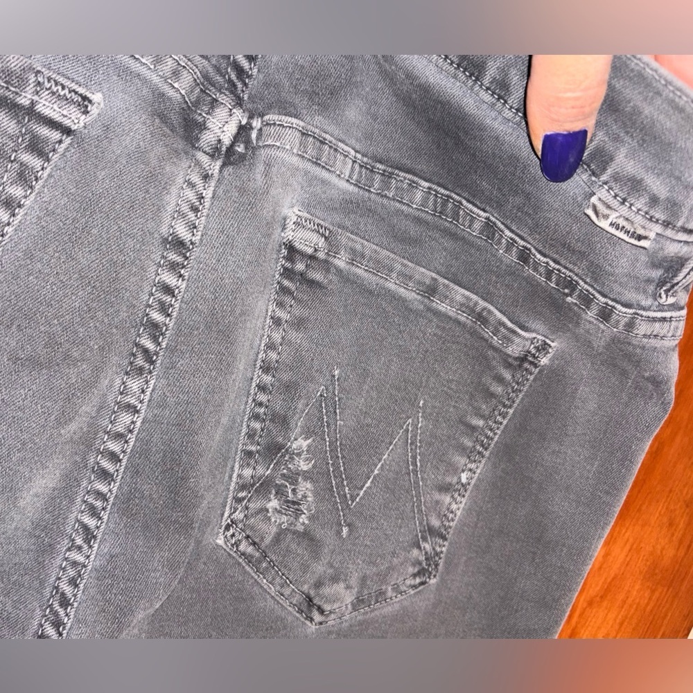 MOTHER Stunner Zip Ankle Step Fray Jeans Distressed Denim size 28 - Picture 13 of 15